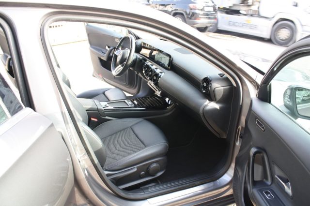 MERCEDES-BENZ A 200 usata, con Bracciolo