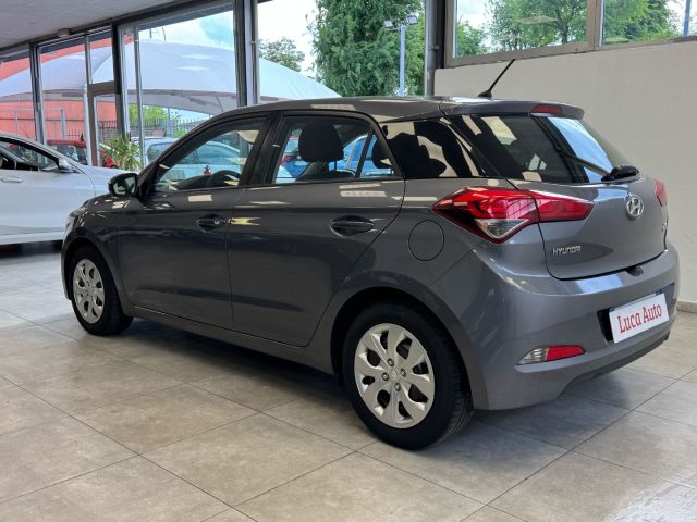 HYUNDAI i20 usata, con Climatizzatore
