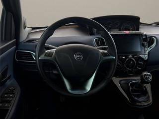 LANCIA Ypsilon usata, con Park Distance Control