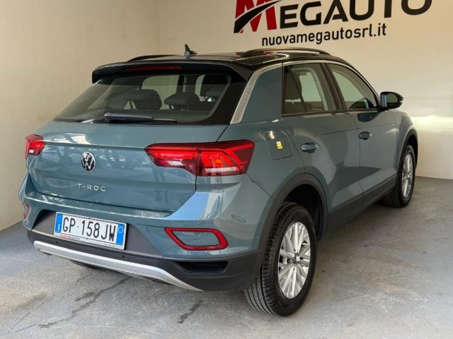 VOLKSWAGEN T-Roc usata, con Autoradio