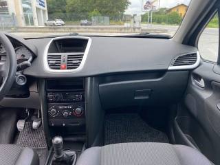 PEUGEOT 207 usata, con Servosterzo