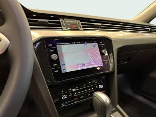 VOLKSWAGEN Passat Variant usata, con Controllo automatico clima