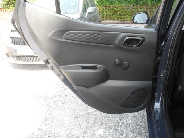 HYUNDAI i10 usata 47