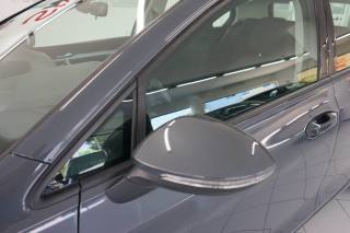 VOLKSWAGEN Golf usata, con Bracciolo