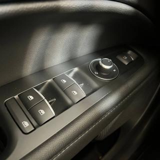 ALFA ROMEO Stelvio usata, con Controllo vocale