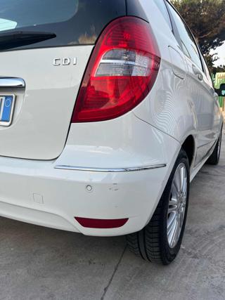 MERCEDES-BENZ A 180 usata, con Autoradio