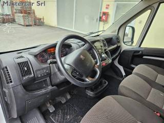 PEUGEOT Boxer usata, con Park Distance Control