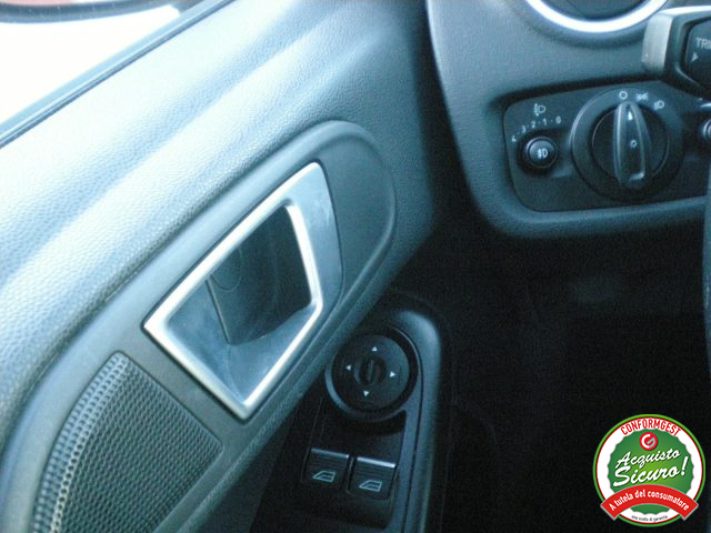 FORD Fiesta usata 16