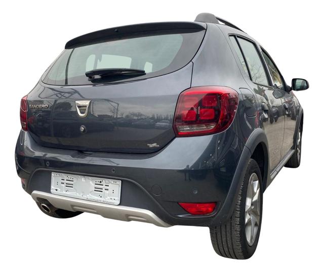 DACIA Sandero usata, con Autoradio