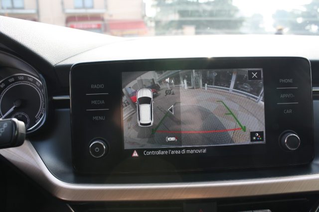 SKODA Kamiq usata, con Specchietti laterali elettrici