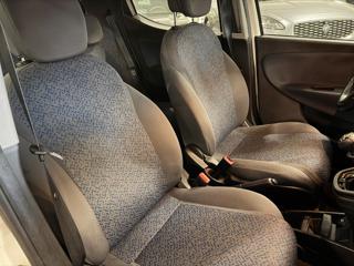 LANCIA Ypsilon usata, con ESP