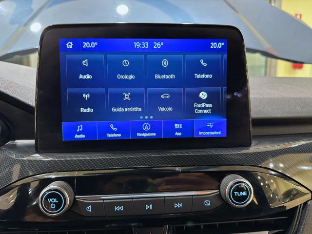 FORD Kuga usata, con USB