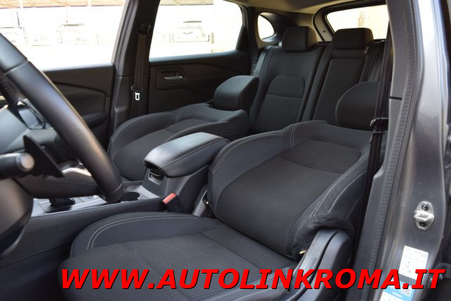 NISSAN Qashqai usata, con USB