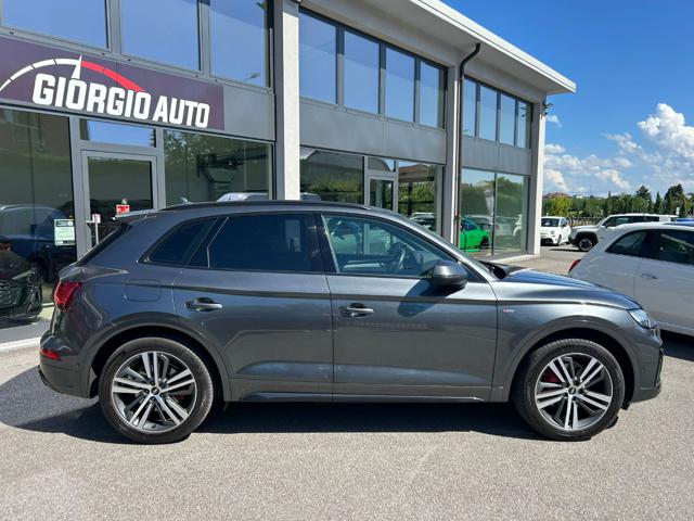 AUDI Q5 usata, con Lettore CD