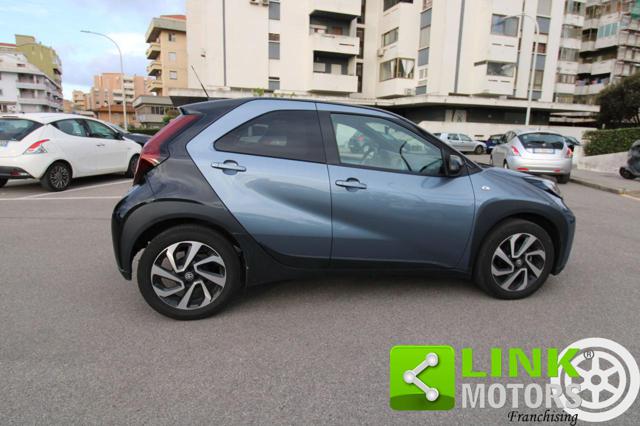 TOYOTA Aygo X usata, con Airbag testa