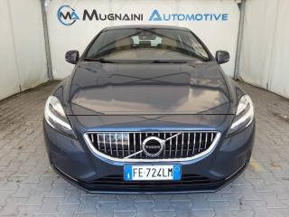 VOLVO V40 D2 Geartronic Inscription *FULL OPTIONAL*