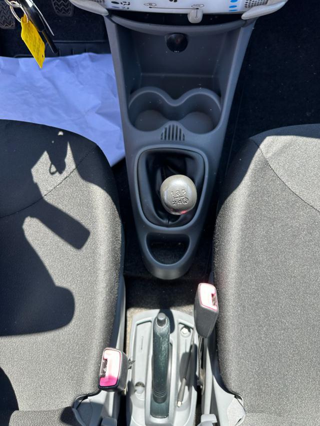 TOYOTA Aygo usata, con ESP