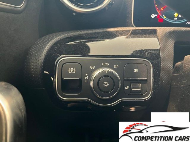 MERCEDES-BENZ A 180 usata, con Sensore di luce