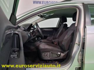 VOLKSWAGEN Passat usata 28