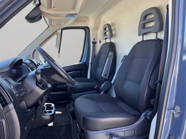 PEUGEOT Boxer usata, con Servosterzo