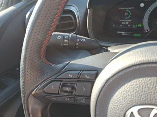 TOYOTA Yaris usata, con Specchietti laterali elettrici