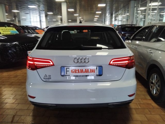 AUDI A3 usata, con Autoradio