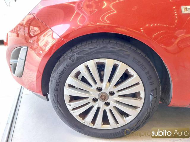 OPEL Corsa usata, con Climatizzatore