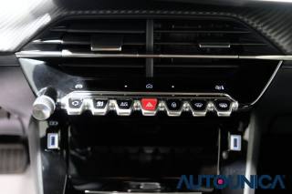 PEUGEOT 2008 usata, con Autoradio digitale