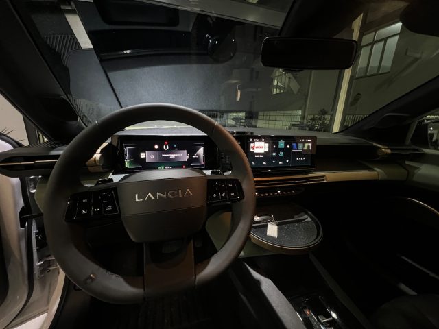 LANCIA Ypsilon usata, con Touch screen