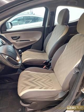 LANCIA Ypsilon usata, con ESP
