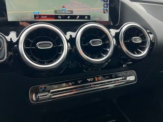 MERCEDES-BENZ B 180 usata, con Interni in pelle