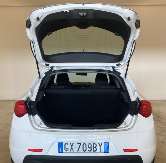 ALFA ROMEO Giulietta usata, con Sedile posteriore sdoppiato