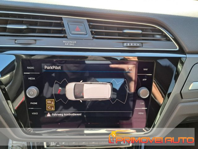 VOLKSWAGEN Touran usata 11