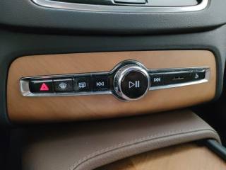VOLVO XC90 usata, con Luci diurne LED