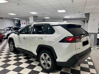 TOYOTA RAV 4 MY23 usata, con Airbag laterali
