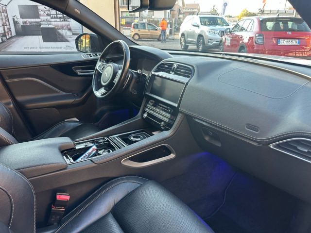 JAGUAR F-Pace usata, con Fendinebbia