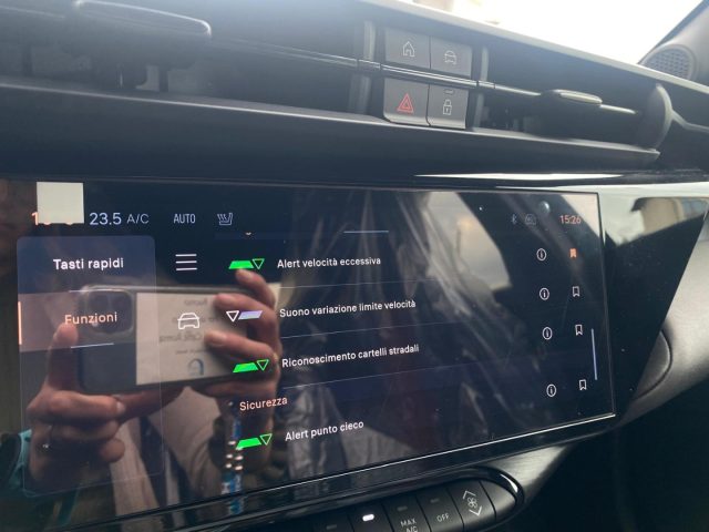 ALFA ROMEO Junior usata, con Volante in pelle