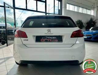 PEUGEOT 308 usata, con Alzacristalli elettrici