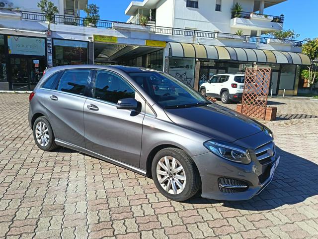 MERCEDES-BENZ B 180 usata, con Airbag laterali