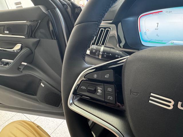 BYD Seal usata, con Sedile posteriore sdoppiato