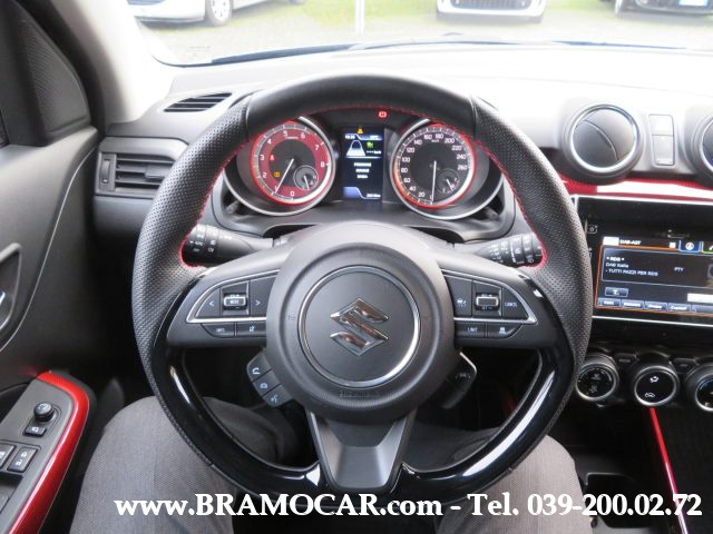 SUZUKI Swift usata, con Park Distance Control