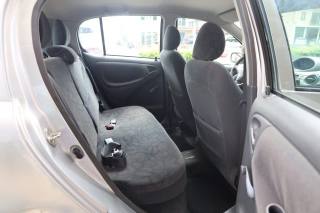 TOYOTA Yaris usata, con Servosterzo