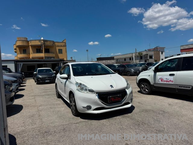 PEUGEOT 208 usata, con Airbag laterali