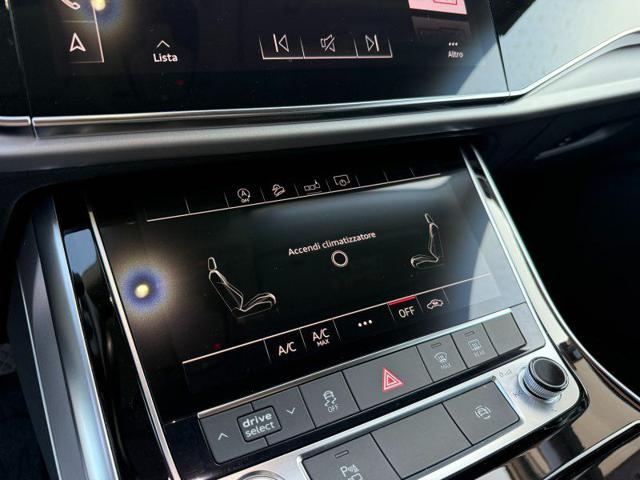 AUDI Q8 usata, con Limitatore di velocità