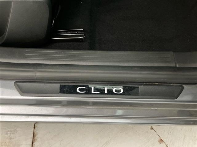 RENAULT Clio usata 26