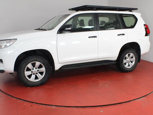 TOYOTA Land Cruiser usata, con Airbag Passeggero
