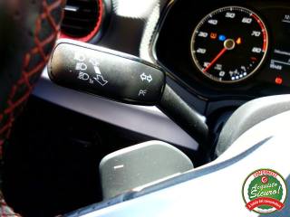 SEAT Arona usata, con USB