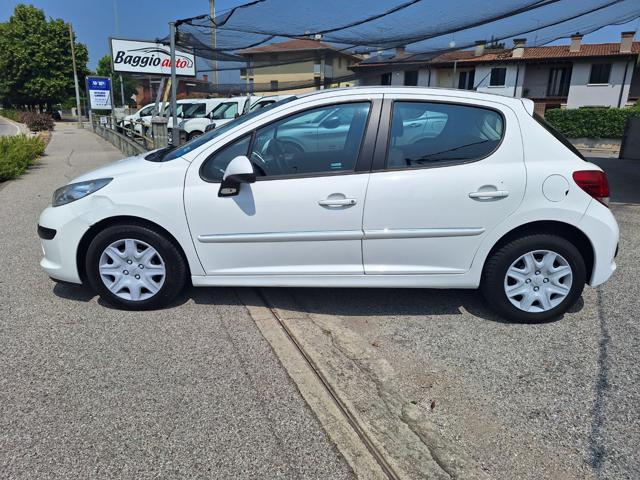 PEUGEOT 207 usata, con Autoradio