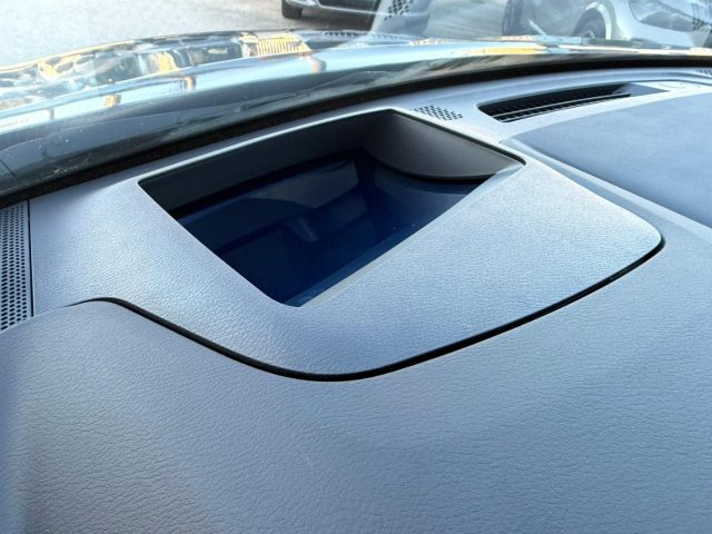 NISSAN Qashqai usata, con Controllo elettronico della corsia