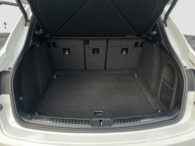PORSCHE Macan usata 13